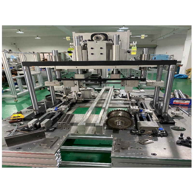 Az eldobható sík nagysebességű egy húzza egy maszk gépet