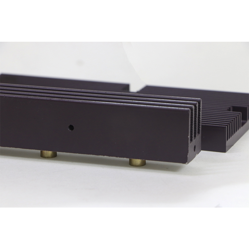 Az elektronikus radiátor alumínium profilja 2