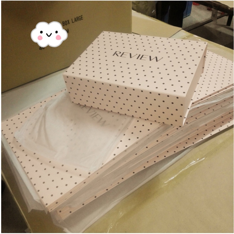 Rózsaszín összecsukható doboz mágneses zárással tartósan tárolható tárolódobozzal