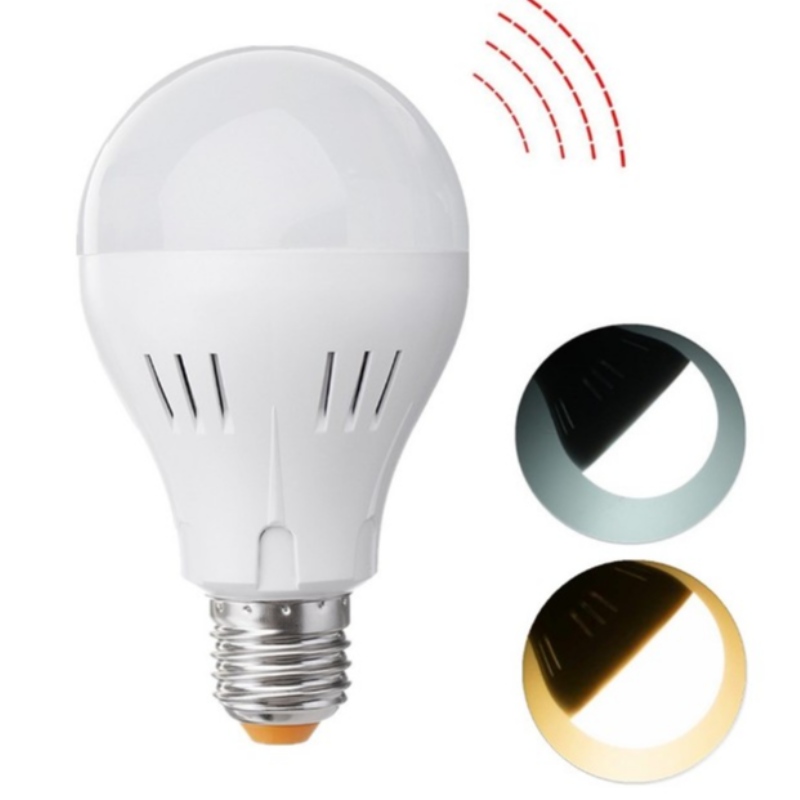 5W 7W Vészhelyzeti LED Bulb beépített akkumulátorral