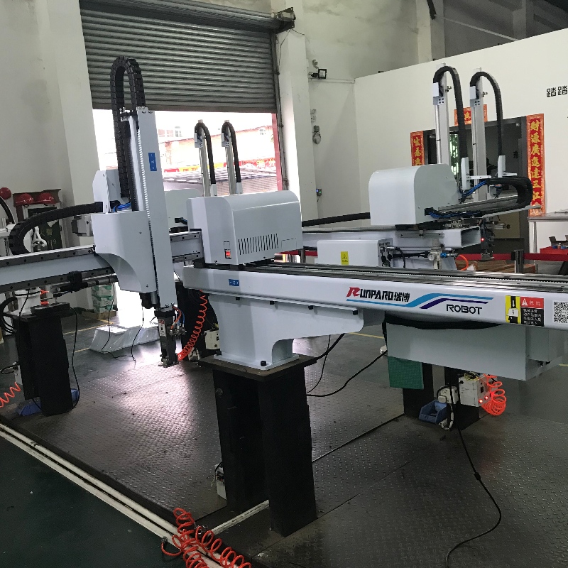 keresztezhető manipulátor, egytengelyes \/ kéttengelyes RB sorozat