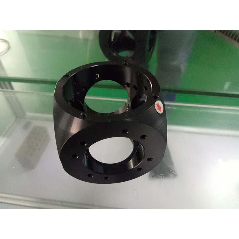 CNC eszterga megmunkáló központ a rajz testreszabásához