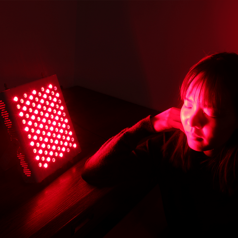 RDS500 Legjobb otthoni vörös fényterápia az arc közeli infravörös fényterápiájához 850 nm-es FDA orvosi eszközök közvetlenül a kínai gyárból