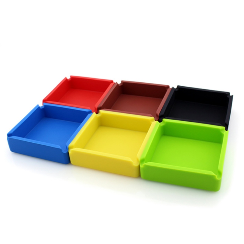 Nagy szögletes hamutartó