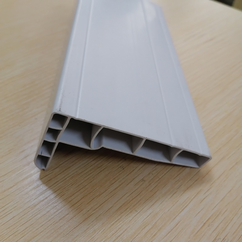 PVC szellőzőprofil műanyag üreges szakasz egyedi PVC profil a szellőző rendszerhez
