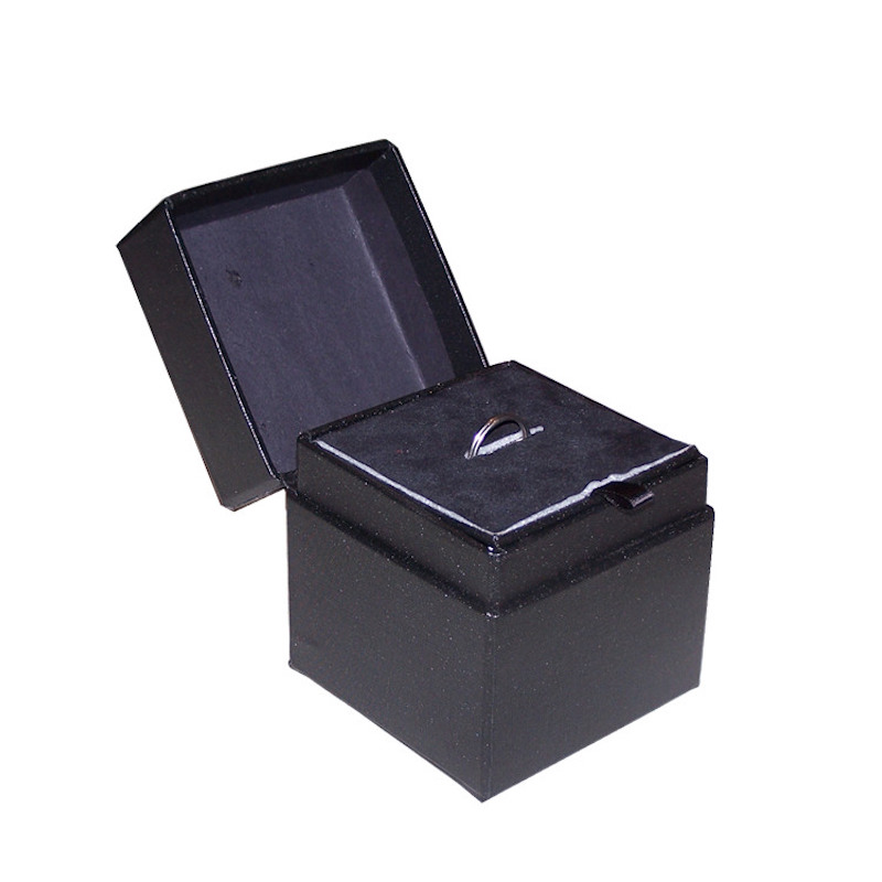 Díszdoboz autó kulcsokhoz, csomagoló doboz kulcstartóhoz