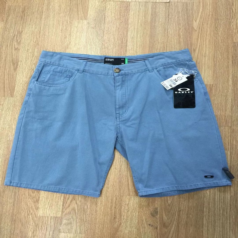 A férfiak rövidek.