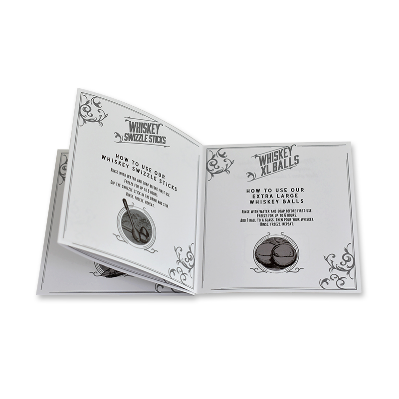 Négy hajtogató szórólap.