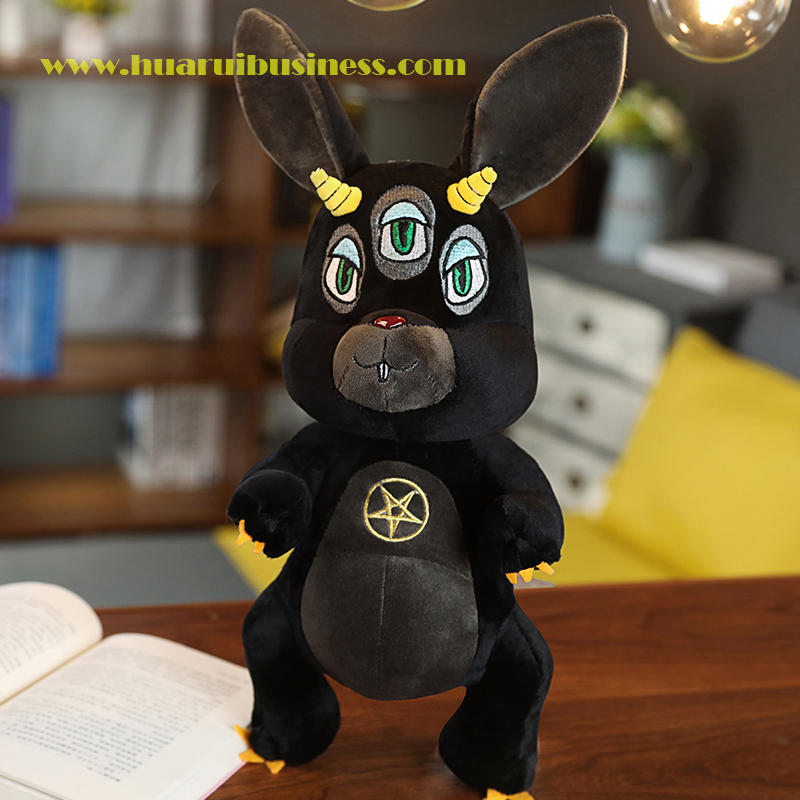 Rövid gyapjúszínű fekete baba/ló játék/plüss szörny játék/bolyhos játék/személyzet játéka/lágy játék magassága 35cm