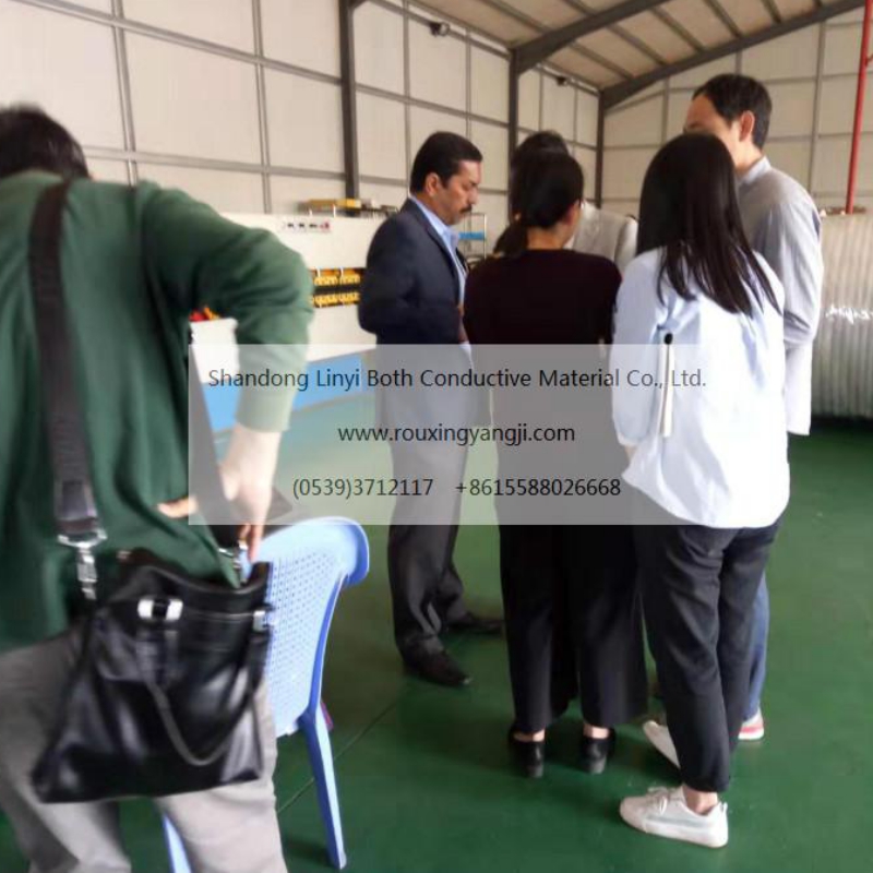 A közel-keleti ügyfelek meglátogatták a cégünket.