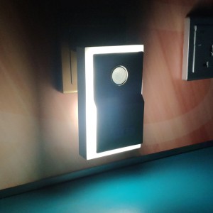 Szenzor éjjeli fény M004Y