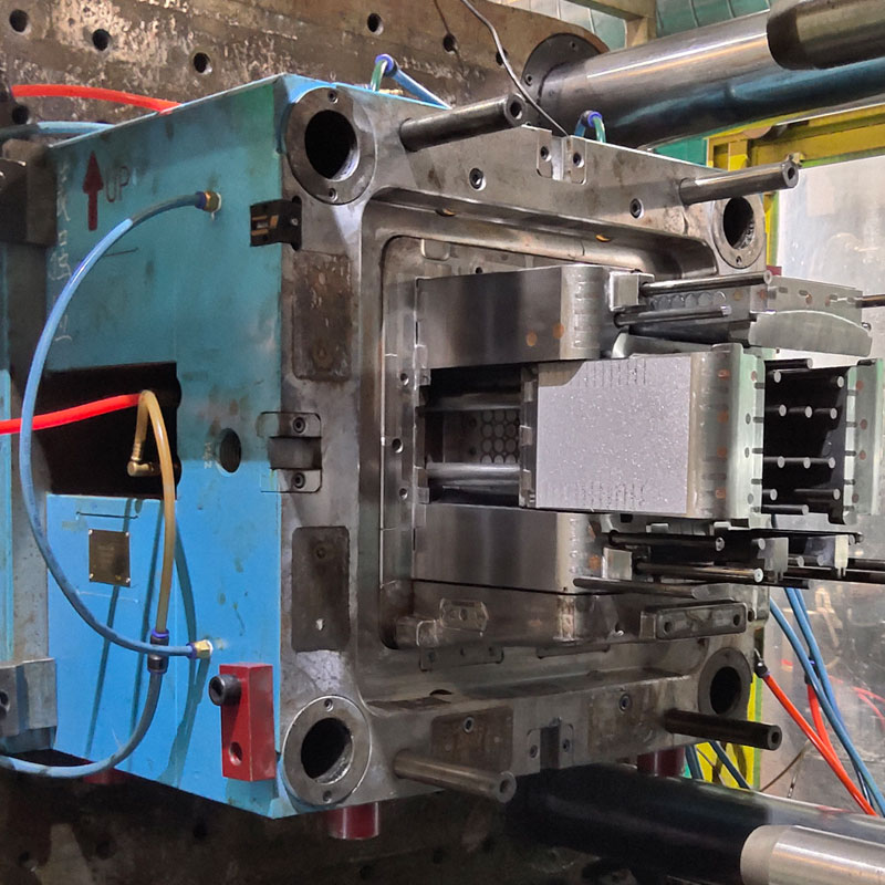 A világ penészipar továbbra is fenntartja a jó fejlesztési trend?