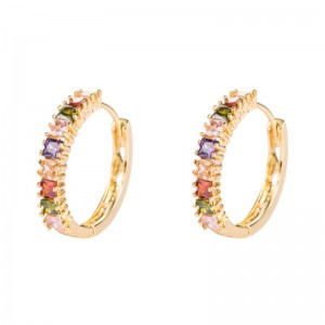 INS Európai és Amerikai Személyiség Túlzott Square Zircon fülbevaló fülbevaló Női tiszta réz aranyozott mikro-inlaid fülbevaló fülbevalónagykereskedelem