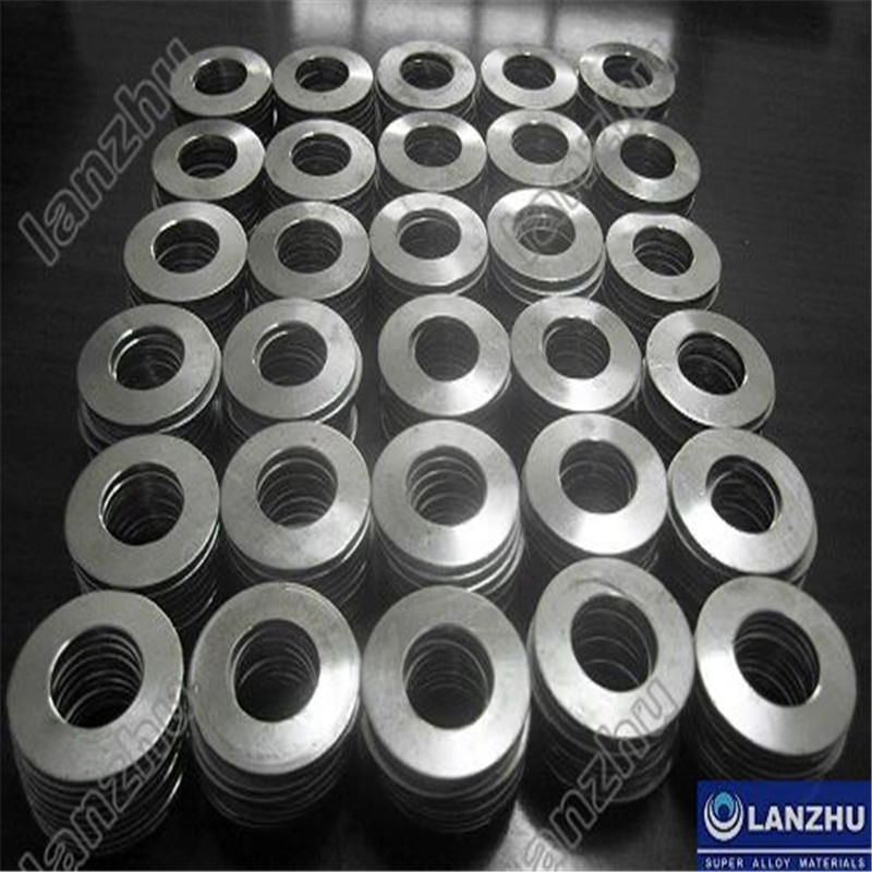 Új korrózióellenes anyagok és technológiák alkalmazása katonai járműveken (2)