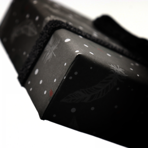 hiányzik a színes íj szalag fedél és alap ajándék papír dobozok csokoládé csomagolásához