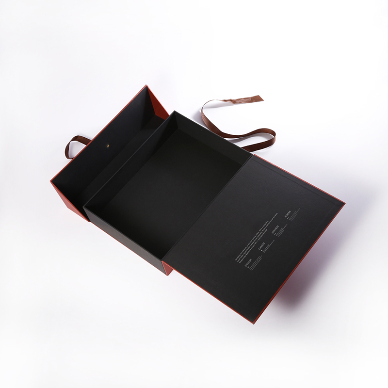 Egyéni elegáns luxusnégyzet piros mágneses papír dupla rétegnyitott ajándék csomagoló dobozok szalaggal