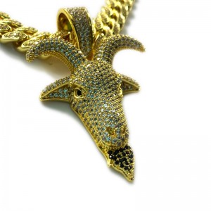 Zircon szilárd szarvasfej hip-hopnyaklánc