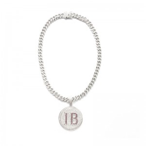 Divatos kerek betű gravírozott gyémánt medál lánccal