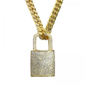 Sárgaréz férfi rézkulcs Pendant Iced Out Cubic Zirkon Diamond Padlock Locknyaklánc