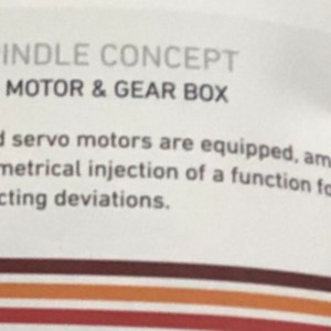 Modern, kifinomult energiatakarékos fröccsöntő gép