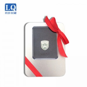 Négyszögletes ón doboz (115 mm * 85mm * 22mm)