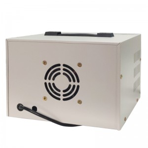 A KOMCO AGM elindítja és leállítja az autóanyag-tiszta réz töltőt 12v24V intelligens akkumulátortöltőnagy teljesítményű.