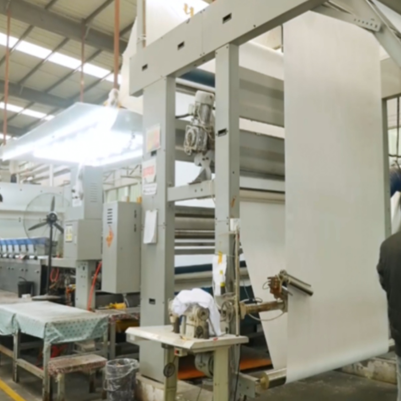 Az erős alapok támogatják a behozatal és az export folyamatos pozitívnövekedését