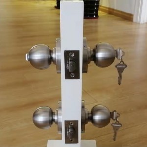 7204 ajtógomb hengeres reteszelő kulcsfontosságú belépési funkció külső szatén króm kivitel, ANSI/BHMA 2. fokozatú kereskedelmi ajtógombnagy teherbírásra