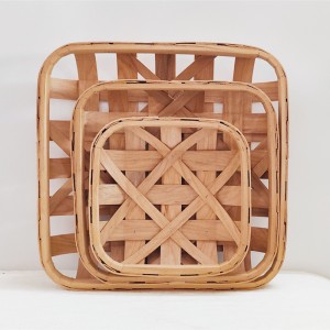 Dekoratív virágkosár