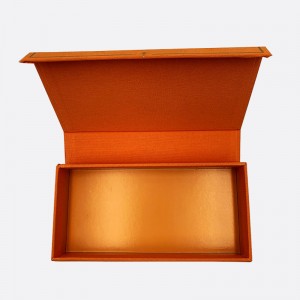 Divat high-end díszdobozban