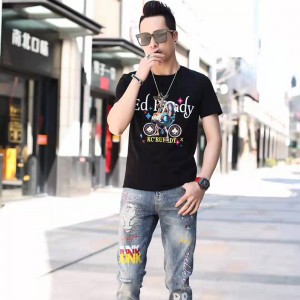 Kötött digitális crewneck póló