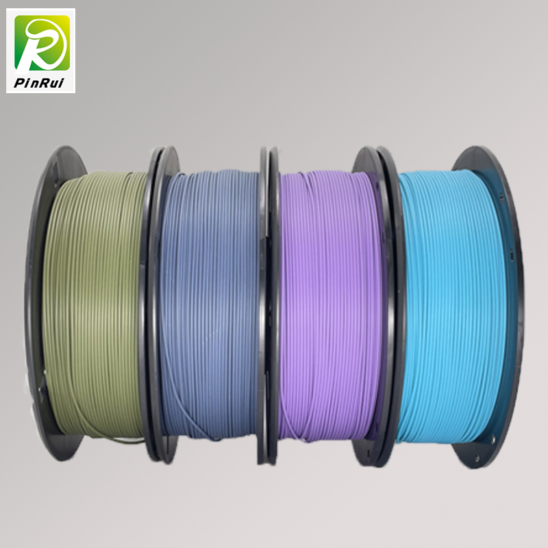 Mit használnak az emberek 3D-snyomtatókhoz?