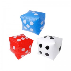 Egyedi gyártmányú felfújható kockanagy felrobbantási kocka, medence party dekoráció