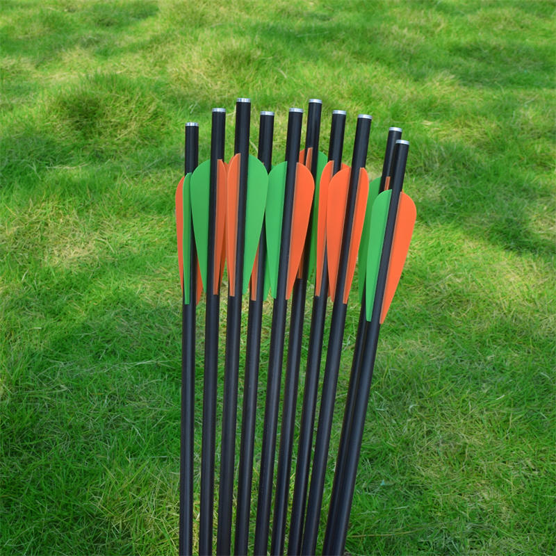 Mi a különbség az üvegszálas és a szénvadászcsavarok között?