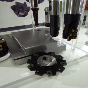 DFWnagysebességű oldali marás háromfacka -késnagysebességű durva maróvágó