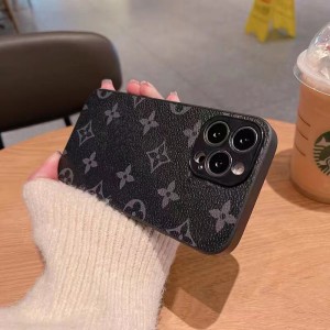 Az új termék alkalmas az Apple iPhone14Pro luxus mobiltelefon -tokhoz és a Big Brand Utitation Leather Besurfutó védő mobiltelefon bőr tokhoz