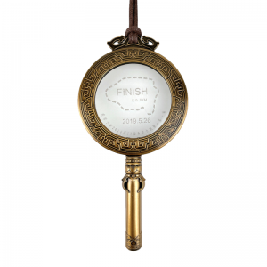 Új stílusú, alacsonyabb árú egyedi érmek terveznek fémérmet palacknyitó dugóérmes kulcs