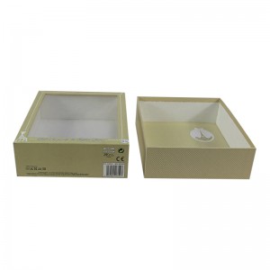 Ablak megnyitása az ajándékdoboz, anemes és a finom egyedi ablak megnyitása ajándékdoboz