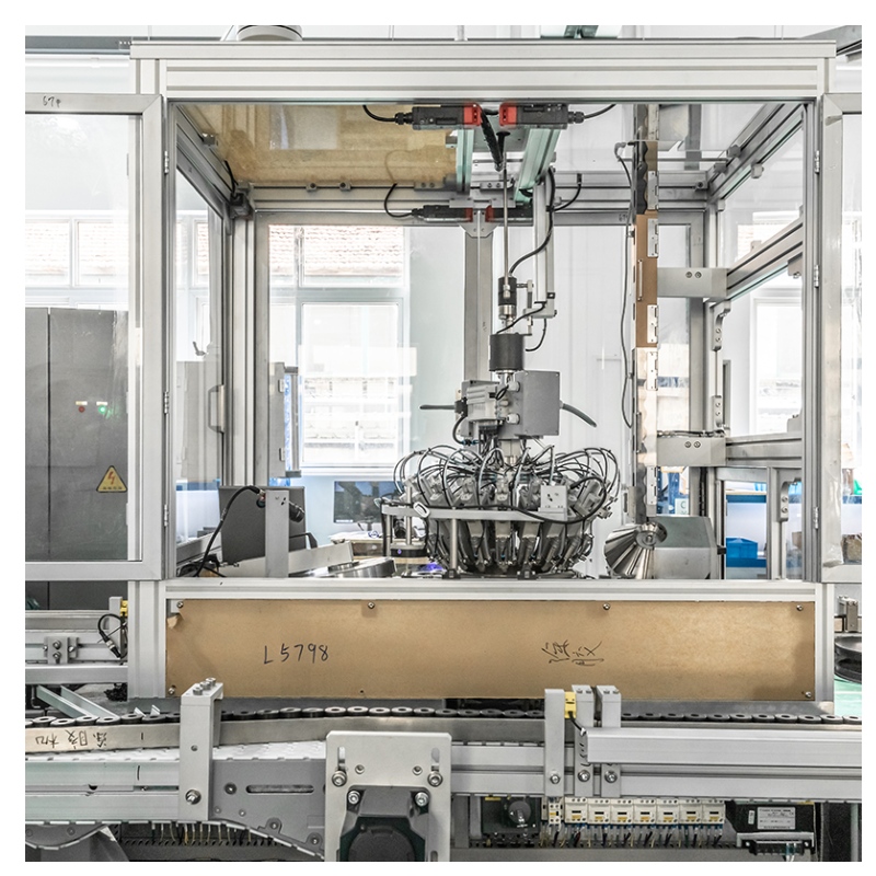 Tömítőanyag alkalmazás ragasztási rendszer