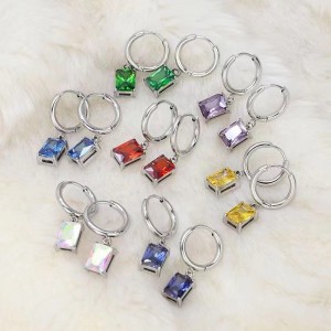 Négyzet alakú divat luxus cirkónium -fülbevalók