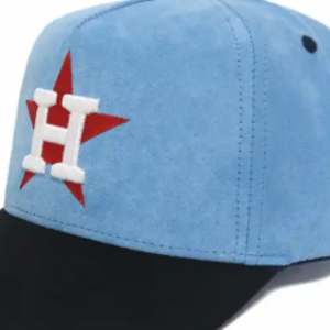 Forró kalap -tervezés 5 panel velúr kék és fekete baseball sapkák egyedi logóval lapos hímzéssel és 3D -s puff hímzés kalapokkal