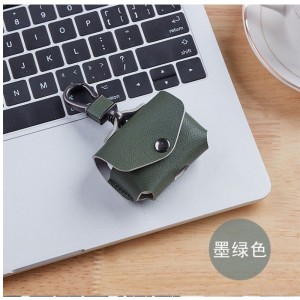 Az Apple AirPods Pro2 könnyű kialakítása tökéletesen illeszkedik, és finom és praktikus. A szuper erős védő fülhallgató-tok kiváló minőségű anyagokból készül, amelyek hatékonyan ellenállnak a pornak, a karcolásokn...