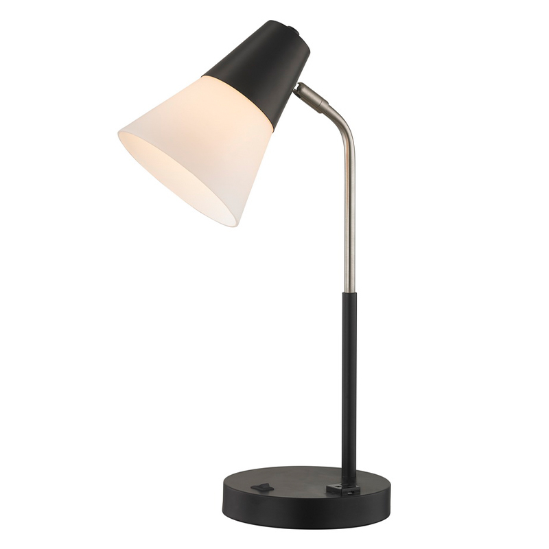 Hampton Inn szállodai asztali lámpa egy/off rocker kapcsolóval és egy kényelmes üzlet a szálloda vendégszobájában