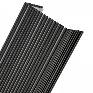 Hampton Inn Hotel Metal Wall Monce matt fekete kivitelű és akril diffúzorral a szálloda tipikus padló folyosóinál