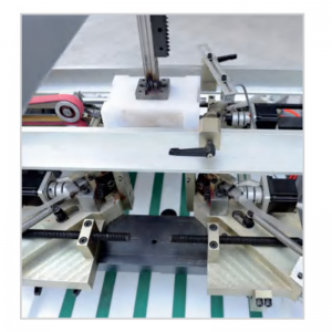 DG-750A automatikus sarokrögző gép