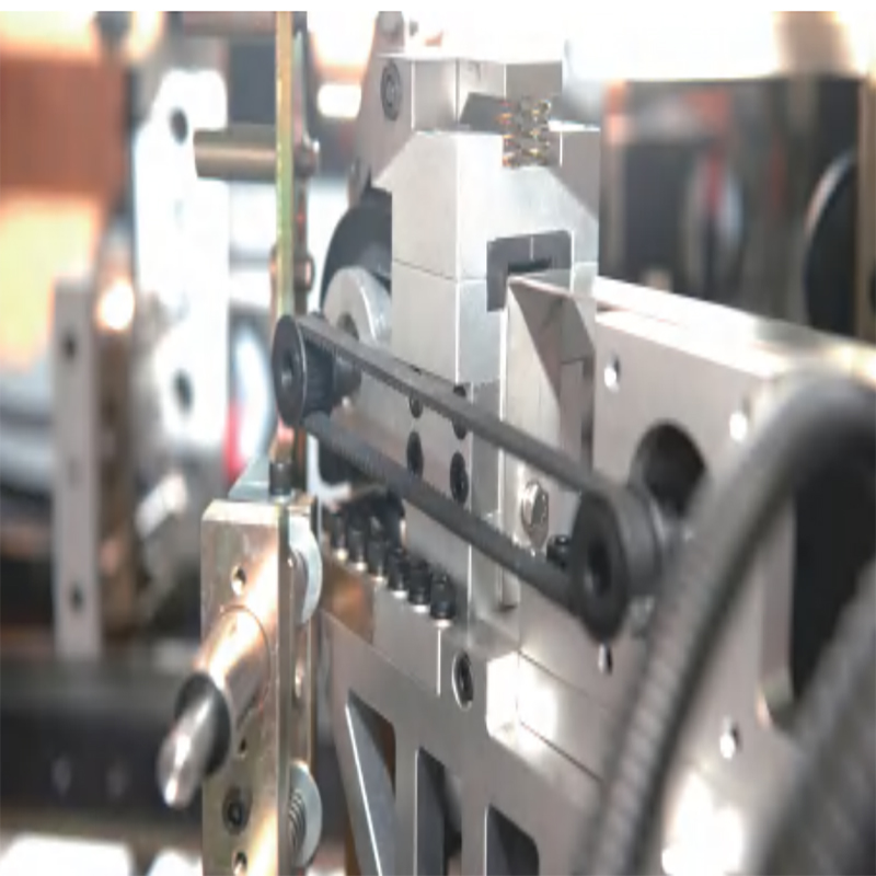 DG-750B intelligens sarokrögző gép