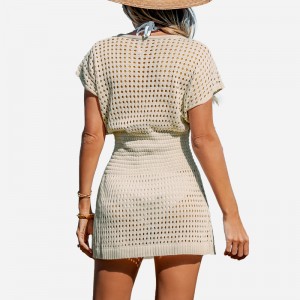 Vágja ki a kötött fedő ruhát