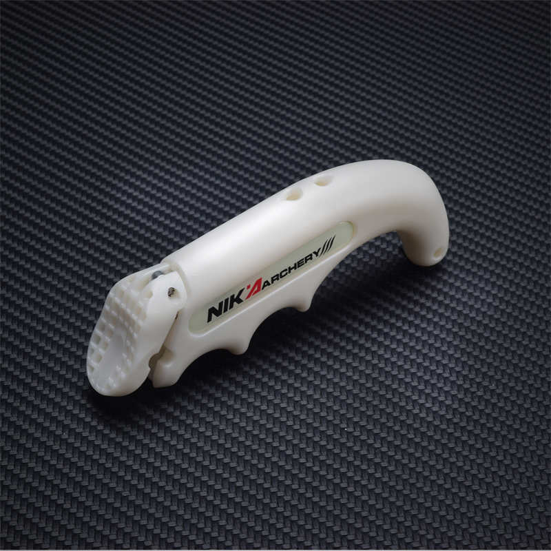 Új hüvelykujj -páncél a hagyományos íj íjászok számára