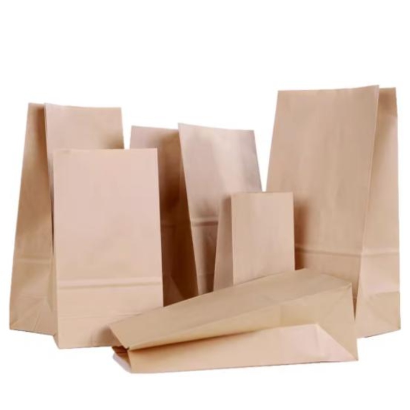 Gyártók Anagykereskedelmi eldobható élelmiszer -minőségű csomagoló táska egyedi SOS barna kraft papírzacskók fogantyúnélkül