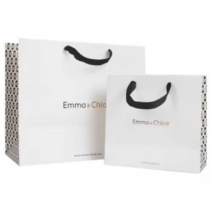 Nyomtatott luxus kis, újrahasznosított bevásárló táskák ajándékpapír táskák, üzletinévvel az ékszercsomagolás fogantyúval